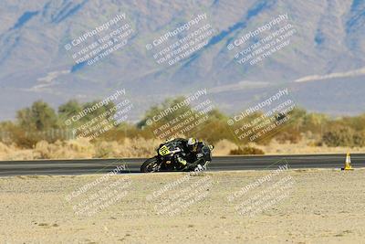 media/Dec-07-2024-CVMA (Sat) [[21c5f1ef85]]/Race 11-Amateur Supersport Open/